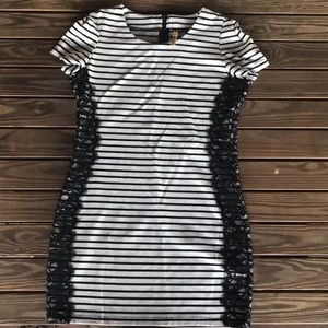 Stripe lace bodycon dress